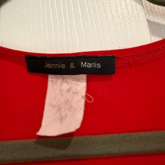 Jennie Marlis Red Sleeveless Scoop Neck Blouse Draped Front Top - Picture 5 of 5